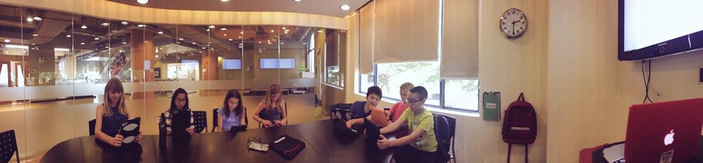 cecigomez_g's tweet image. #CreativeBlogging abt the future, being weird, favorite apps, how not to lose your phone &amp;amp; much+! #SISRocks #SISBlogs