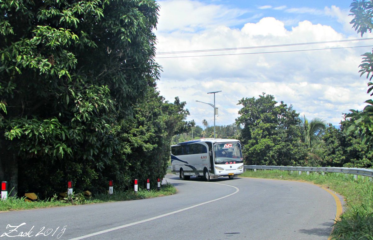 Zackaja1's tweet photo. @SukaFotoBis 
muncul dari rindangnya pepohonan...
#Sukafotobis #ItsMyHobby http://t.co/dYcSqWzuXz