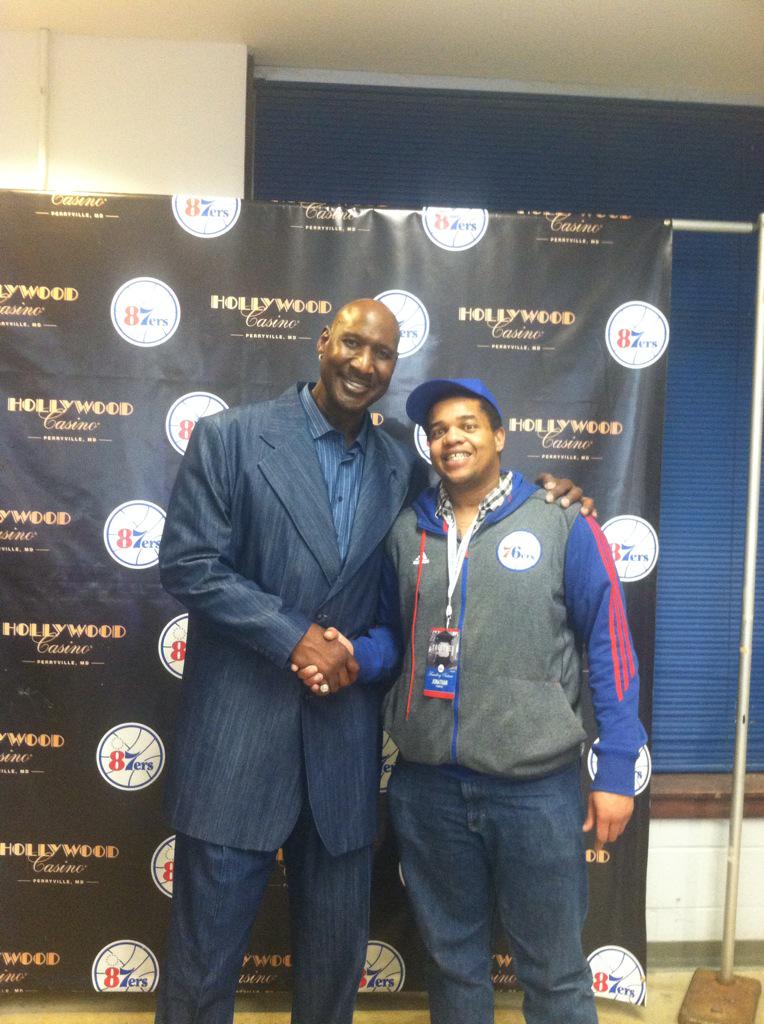 baus3r21's tweet photo. @Liberty_Ballers http://t.co/vybEtlaju7