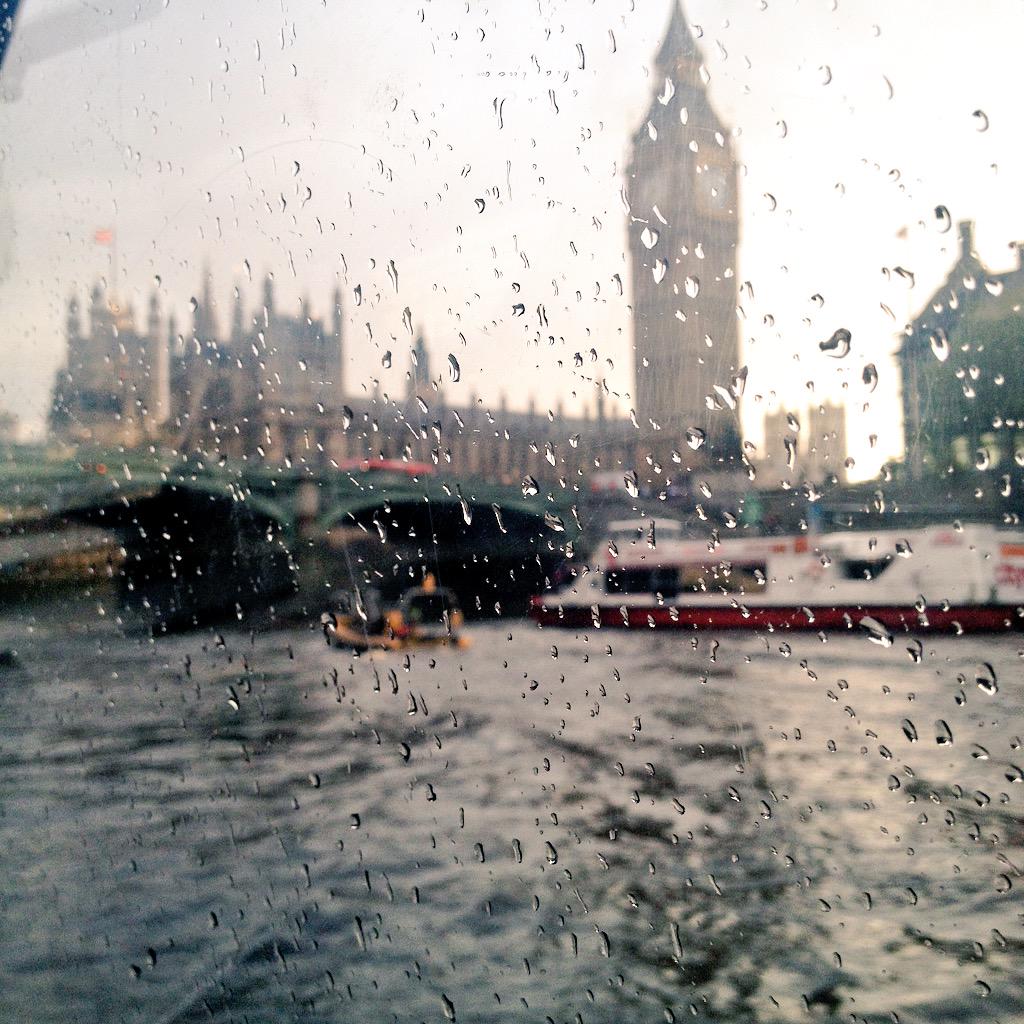 lanifallis's tweet photo. I call this one, a typical day in London #BoatRides #Rain #BigBen #CommutingHome http://t.co/zWbdVA6xPu