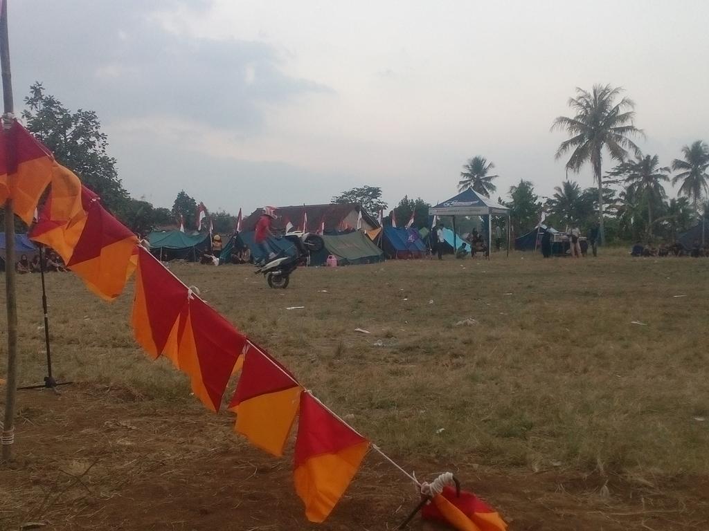 pserta PERMATA SMKSingaparna dihibur olh ekskul FreeStile, mantaaapp <a href="/kwarnas/">Joulette</a> @pramuka_jabar <a href="/DK_Nasional/">DK of ETH</a> @dkd_Jabar