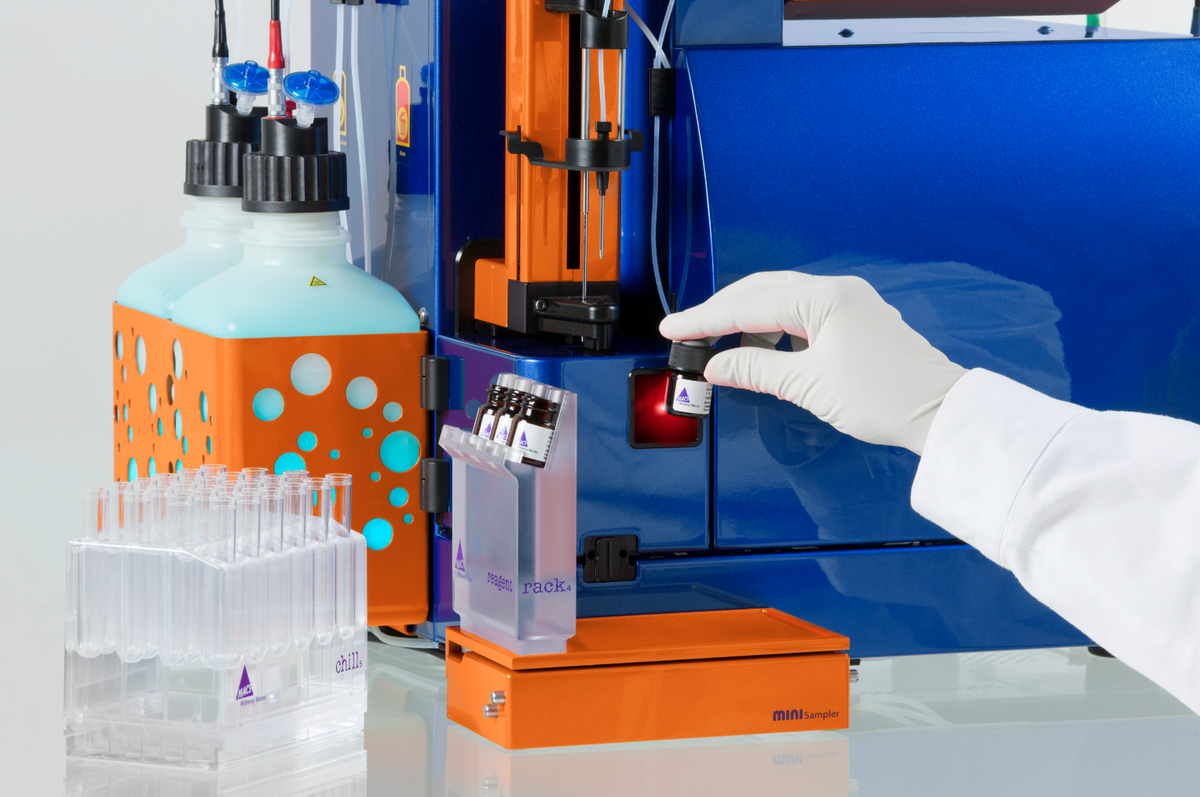 miltenyibiotec's tweet photo. Watch it automate. Sensor controls on the #autoMACS Pro Separator http://t.co/96f5TxxBRo #cellseparation http://t.co/81VDt0N0uV