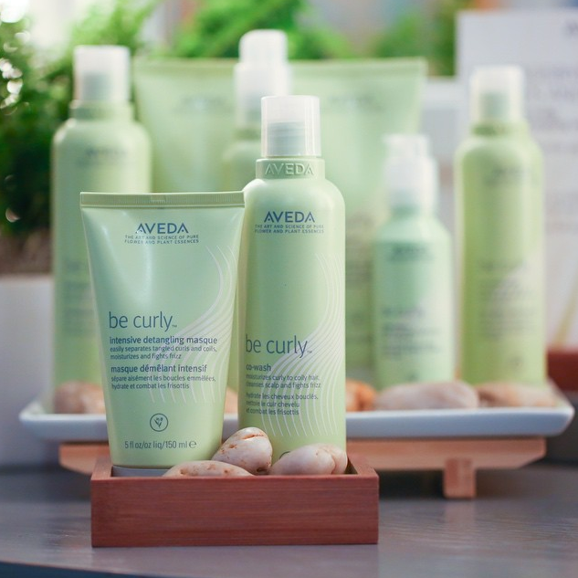 studiocabello's tweet photo. Tell us: What #Aveda #BeCurly product is on your must have list? #StudioCabello http://t.co/j7wwHMeXUP