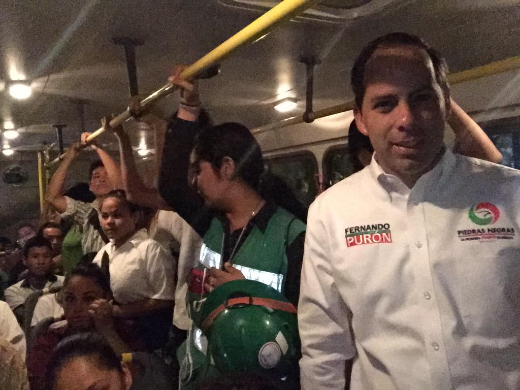 MpioPNegras's tweet image. Esta mañana recorre @PURONJOHNSTON sector #Acoros rutas de transporte urbano que utilizan estudiantes #CaminoEscuela