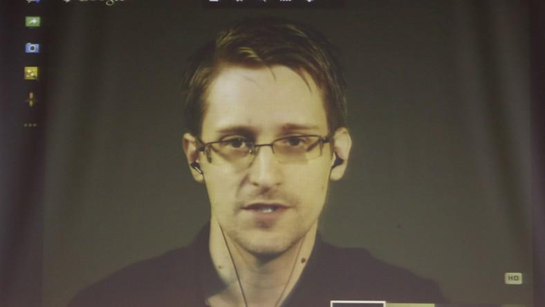 Voir l'image sur Twitter Voir l'image sur Twitter