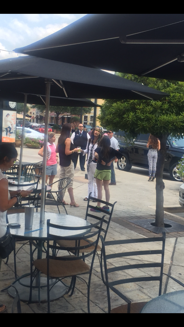 CafeExpress's tweet photo. Spotted: @IamStevenT is at the Uptown @CafeExpress #StevenTyler #Aerosmith #htown http://t.co/3TATz9Tcl3