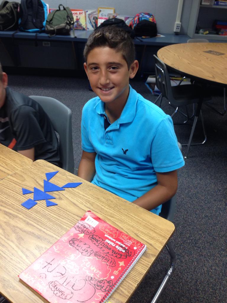 HMSmathrocks's tweet image. Tangram fun. #mathcanbefun  #hillsdalehuskies