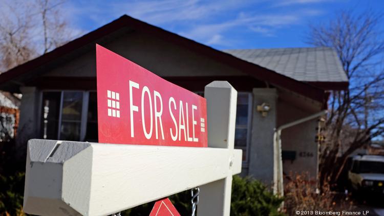 BizBankTX's tweet image. .@josefina3lopez #Austin&apos;s home market &apos;healthiest&apos; in U.S., study says @MyABJ #austinbiz hubs.ly/H016xG-0