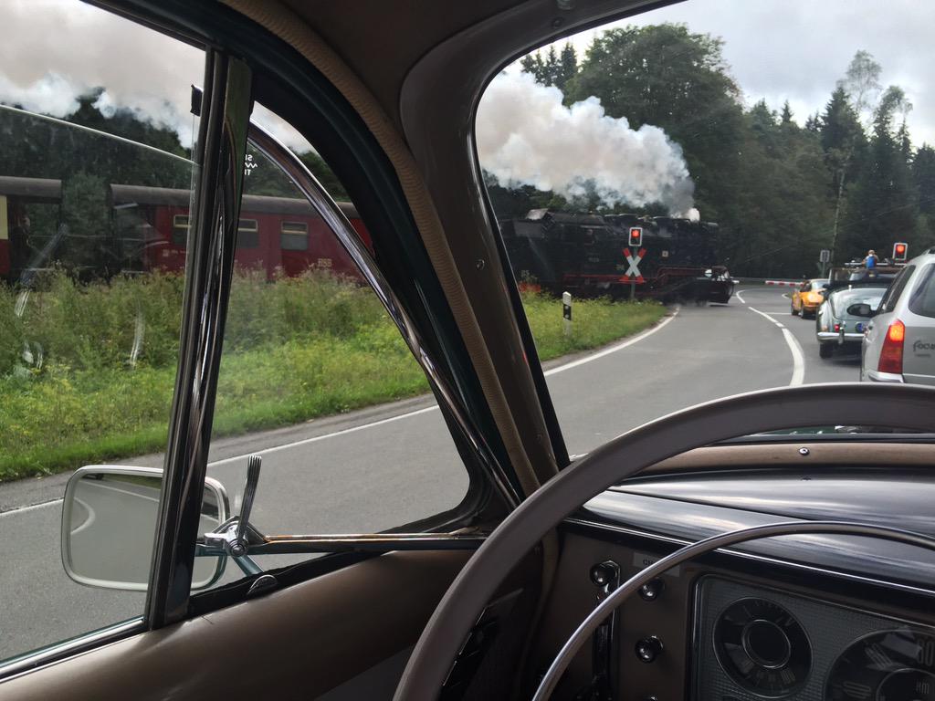 alte Dampflok quert HBK-Route im Harz #hbklive