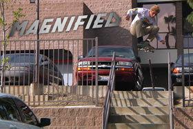 shralpin's tweet image. Magnified: Tom Karangelov | Watch on ift.tt/erHGit