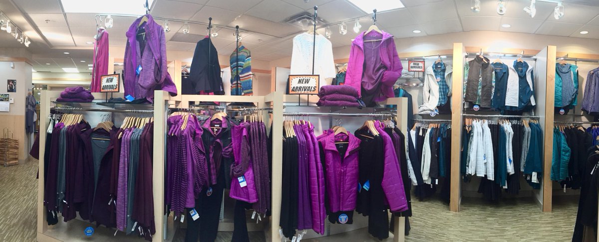 FAdditionVan's tweet photo. #fallisintheair #columbia @FAdditionVan @AMAZINGFASHIONS @kalikleo98 @kbuchkowski http://t.co/nf1LHfggx4
