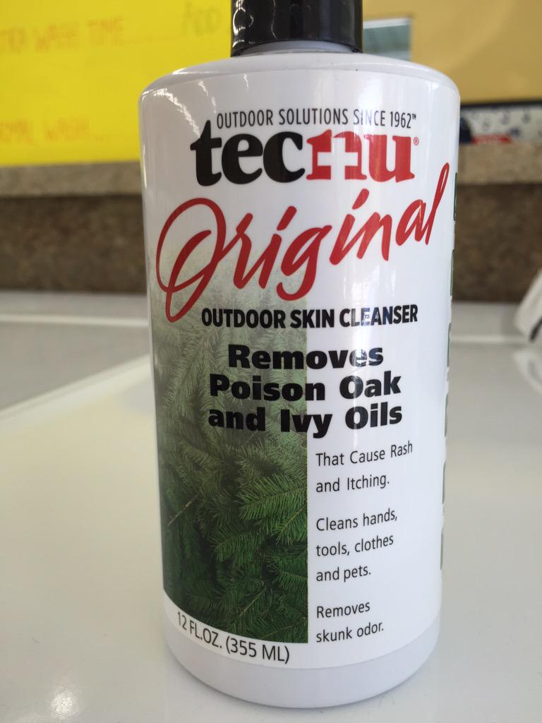 EmDubWhy's tweet image. My laundry detergent these days #BiologistProblems