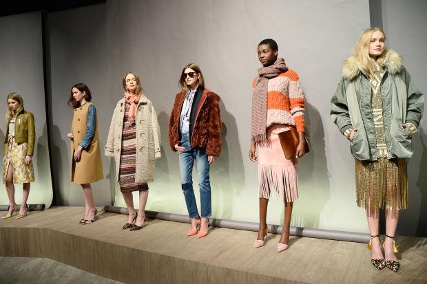 UpNotes's tweet image. J.CREW  Show  @jcrew