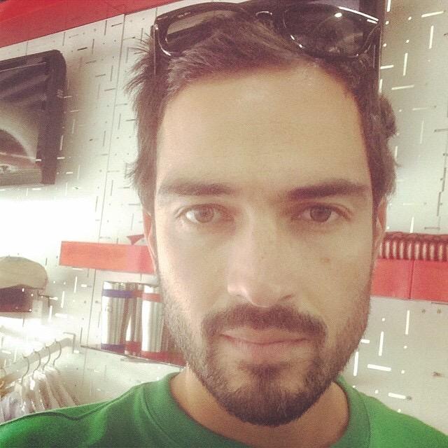   Happy 32nd Birthday Alfonso Herrera! 