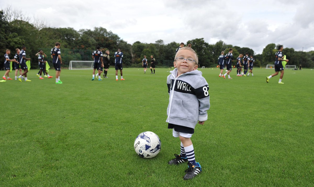 StevoTheMadMan's tweet image. HELP @LionHarveyBrown &amp;amp; sign his petition. It takes 10 seconds. Let's make this happen people

bit.ly/1HLKKfB