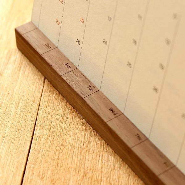木のデザイン雑貨ブランドhacoa 木製ギフト ノベルティ 名入れ専門店 毎年根強い人気の卓上カレンダー16 年版が完成 余計な文字を入れず数字のみを記載したシンプルカレンダー 台座に曜日刻印できるオプションも追加しました Http T Co Posfduf7p6