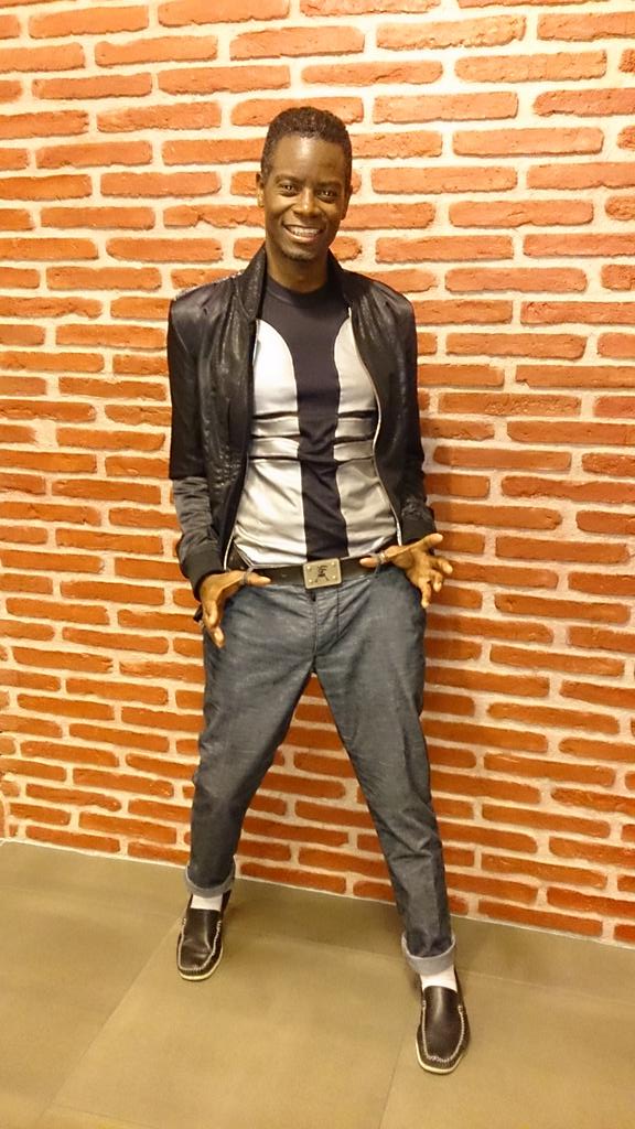 johnsonGLive's tweet image. See a brick wall...  have a bit of fun @Inntel Hotel Zaandam. Just 2 guesses which album?