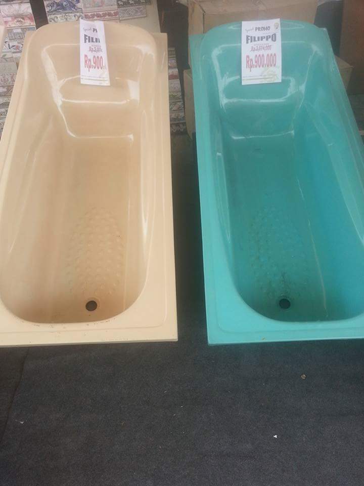 SAHCBogor's tweet photo. Bathtub sale hanya 900.000 saja!  #spa bathtub #kamarmandi promo selama clearance sale saja hanya 7 hari saja http://t.co/VU3i9qrA17