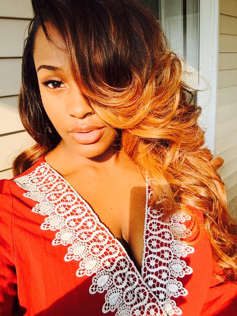 _aBrighterDAE's tweet image. #LilWeezyanaFest 😈