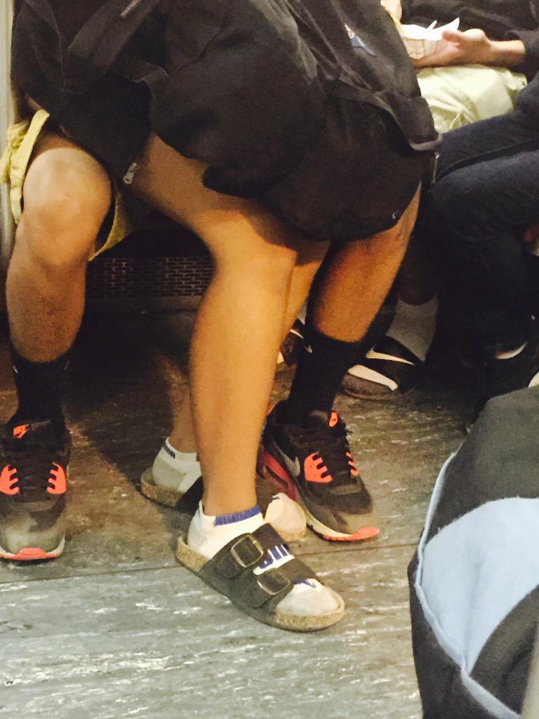 marimints's tweet image. STOP THE MADNESS