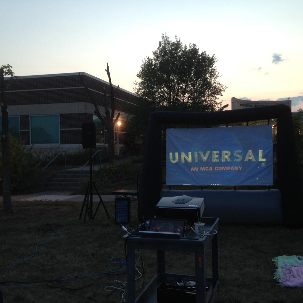 psshelton's tweet photo. Setting up for outdoor movie nite at #BJDSOP http://t.co/pMLOU3emXc