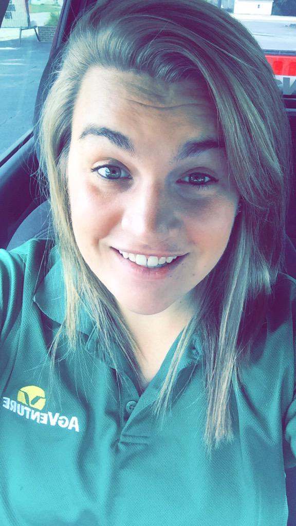 alyries's tweet photo. Today I wrapped up my internship with @AgVentureInc. Such a great experience! #agproud  #farm365 http://t.co/eOehrgcMEB
