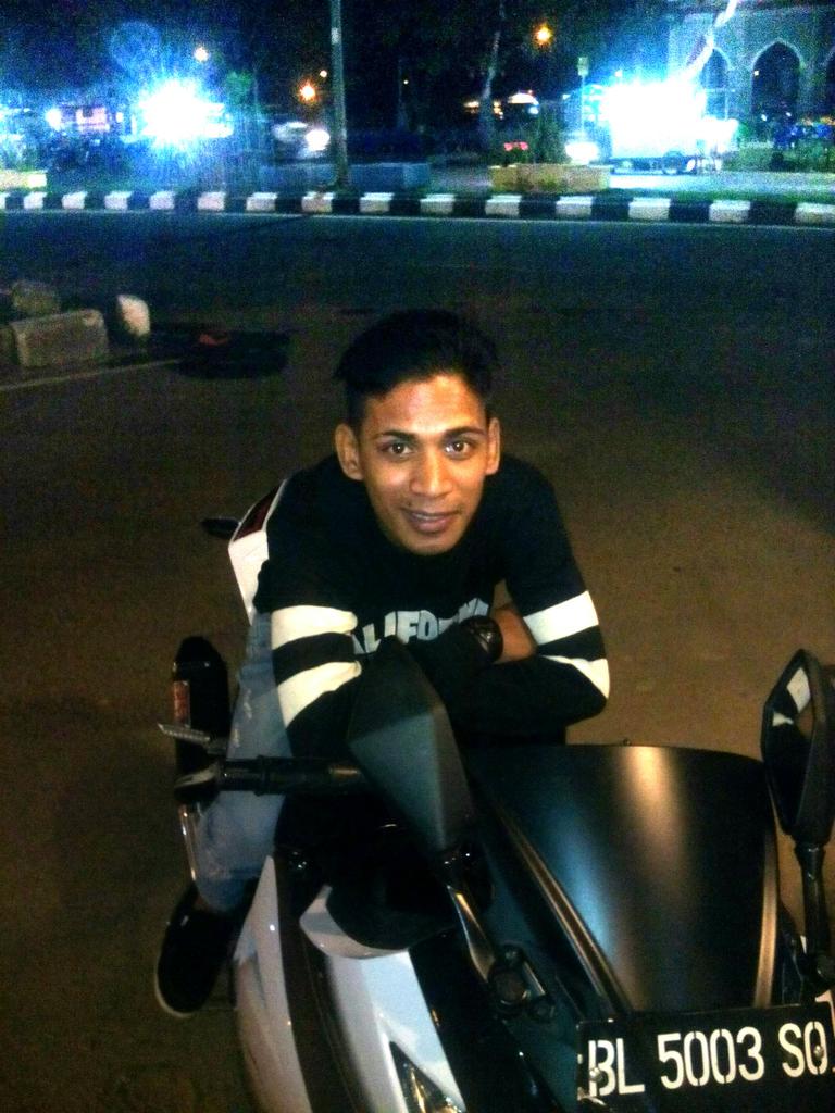 BOmarkhan's tweet image. Kekasih halalku