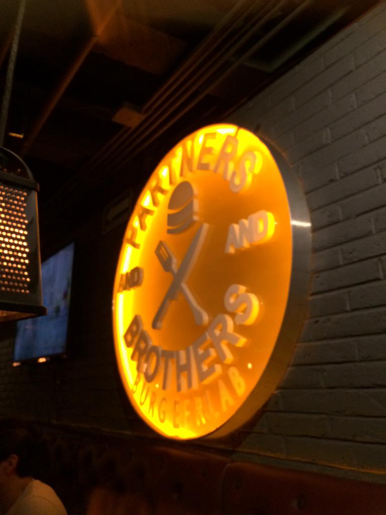 Gracias x sus atenciones esta #Delicioso super Recomendable <a href="/partnersbr_roma/">PARTNERS & BROTHERS</a>