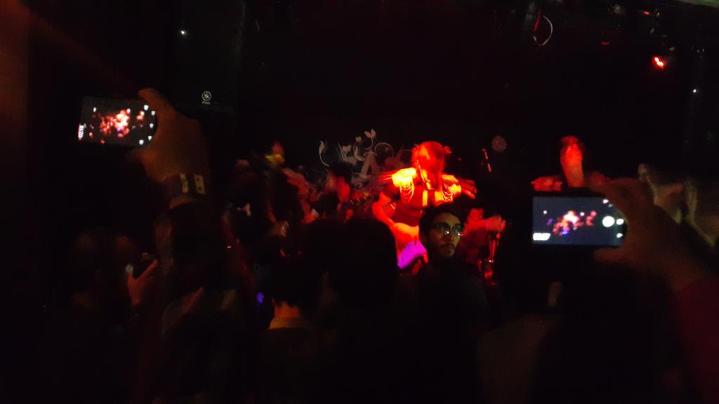 daramogo's tweet image. @TelebitOficial  En vivo en el @HermosoRuido. Sigue @missgarrison