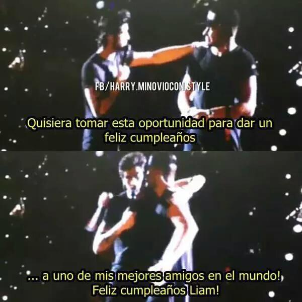 Z4YNBRAVE's tweet photo. cuando zayn en un concierto le deseo feliz cumpleaños a liam, las lagrimas son reales #HappyBirthdayLiam http://t.co/crPKS1L2SD
