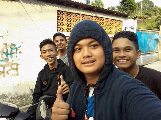 Fakta : kemarin anak2 infinity ke sekolah lamanya Hilfi😂. Bekasi...