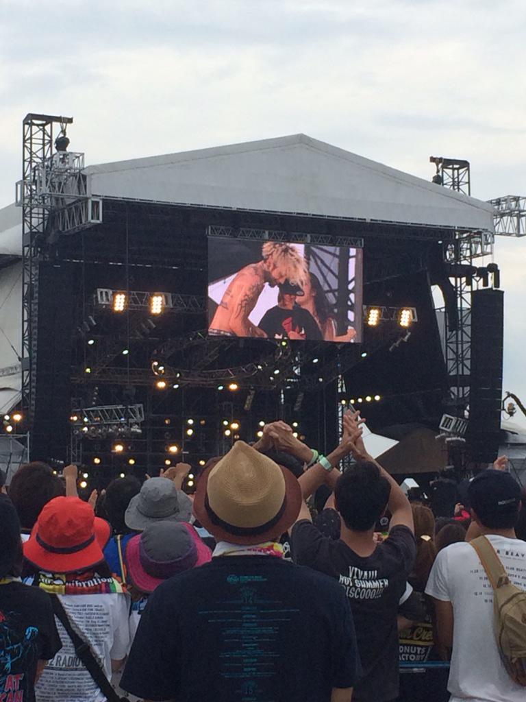 松本 この親子 すごすぎる Rizeのステージに急遽上げられ 親子で歌いきった ラッシュボールで奇跡を見た Http T Co Lrno1fdjlo