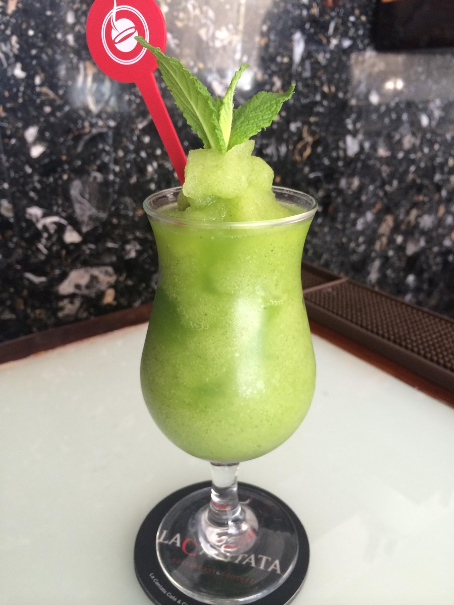 ¿Ya probaste nuestro Mojito de menta? ¡Es tan refrescante como nuestros venezolanísimos raspaos o cepillaos!