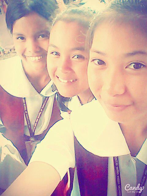 YussofahB's tweet image. #FriendsForever
April &amp;amp;&amp;amp; Clarisse :)