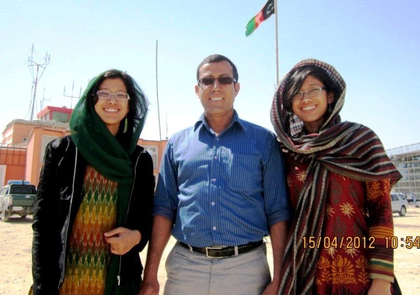 NungshiTashi's tweet photo. #LearningPeace grateful 2 dad (RotaryWorldPeaceFellow) &amp;SIT,Vermont #CONTACTProgram we've tools 2 make +ve difference http://t.co/6v01ZOP2fD
