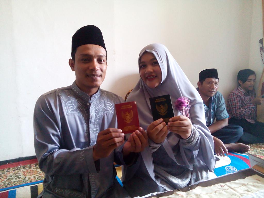 Semoga sakinah mawadah warahmah brother  <a href="/OkkyJammbronk/">Okky The Jammbronk</a> <a href="/TheJammbronk/">JAMMBRONK OFFICIAL</a>