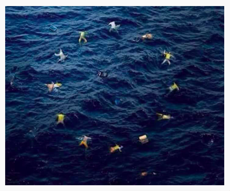 jeromegodefroy's tweet photo. Les migrants et l'Union Européenne (par @Bansky) - http://t.co/WUf9uugsgu