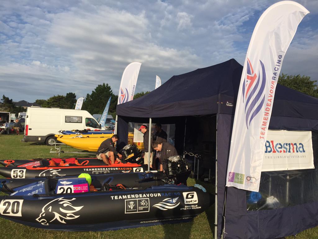 Early morning start in Christchurch for <a href="/RacingEndeavour/">TeamEndeavourRacing</a> <a href="/ThundercatUK/">Thundercat Racing</a>. Getting set for the first race of the day!