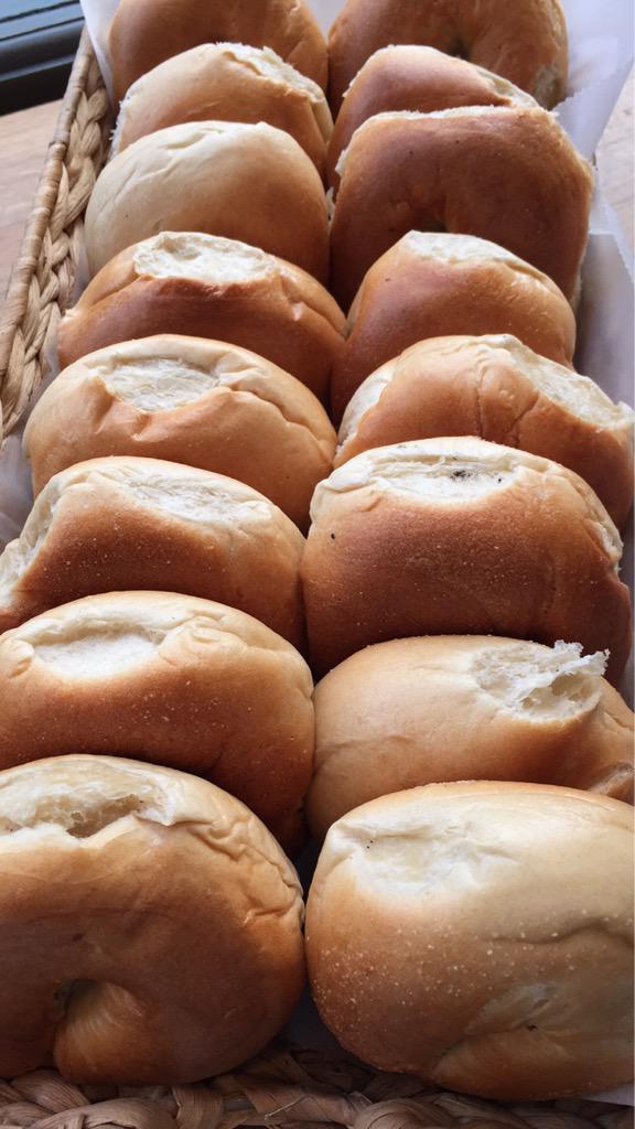 Hot salt beef now at <a href="/ThePantryBR1/">The Pantry BR1</a> #bromley #sundridgeparkvillage #saltbeef #bagels #ryebread