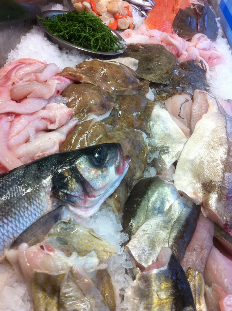 Fowey Fish & Wines tweet media