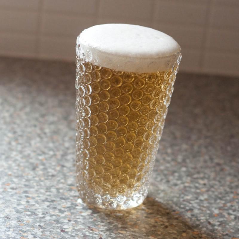 wonsltd's tweet photo. Two great ways to de-stress after a long week at work - bubble wrap and a nice cold beer! http://t.co/S5EMG2HWMn http://t.co/Awlbb7j1JS