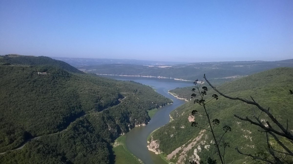 Vista sul #LagodiCorbara dalla #Roccaccia di #Titignano
<a href="/TodiUmbria/">Todi</a> @DirittiaTodi <a href="/VisitTodi/">VisitTodi</a> <a href="/VisitUmbria_IT/">Visit Umbria</a>