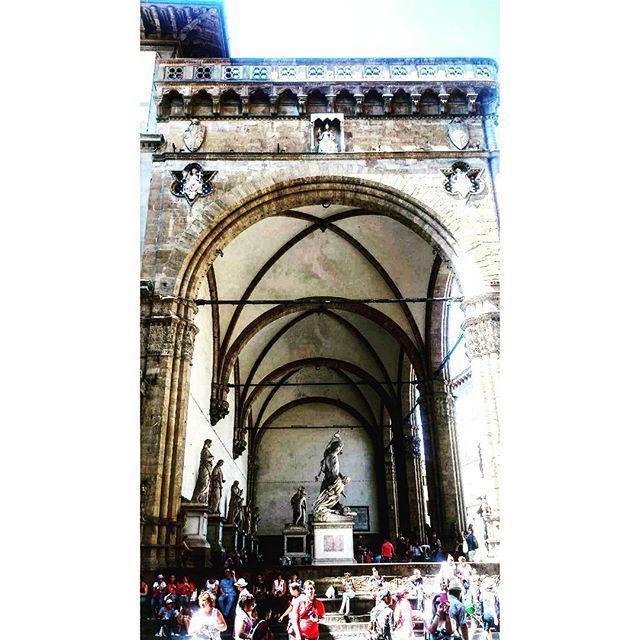 tuscanygram's tweet image. 🌞~ Firenze ~🌞

#squaredroid #summer #summer2k15 #2k15 #love #firenze #firenzemadeintuscany… ift.tt/1UjvQRI