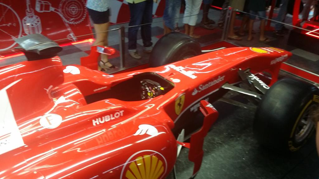 Tiernodescarga's tweet photo. @ScuderiaFerrari http://t.co/sWhJUEmaQa