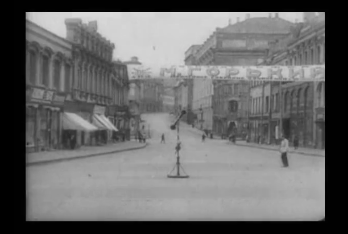OPLFunketabla's tweet photo. Man With a Movie Camera: Camera on the Street https://t.co/WT9alpGcGP #DzigaVertov #Whetzel https://t.co/6214c5TIBP http://t.co/RukZAvA5K6