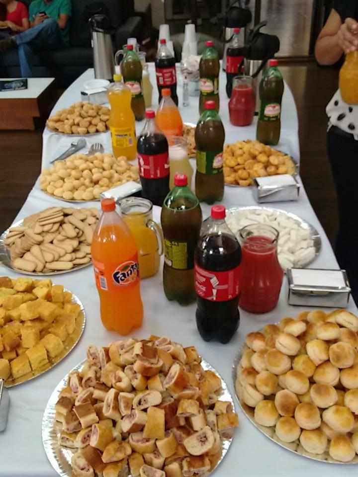 _devton's tweet image. Só na #uaipython rola uma broa com queijo x)