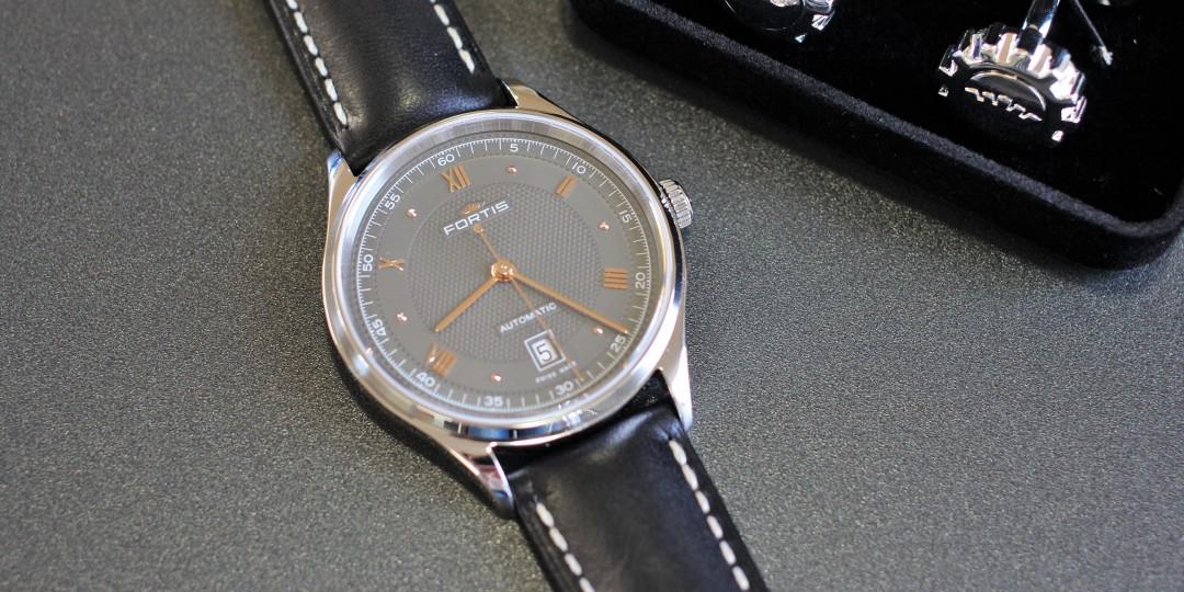 AskMenUK's tweet image. Win a stylish #Fortis watch worth £1295 with @pageandcooper. RT &amp;amp; follow to enter. UK, 18+ trib.al/vgLgETp