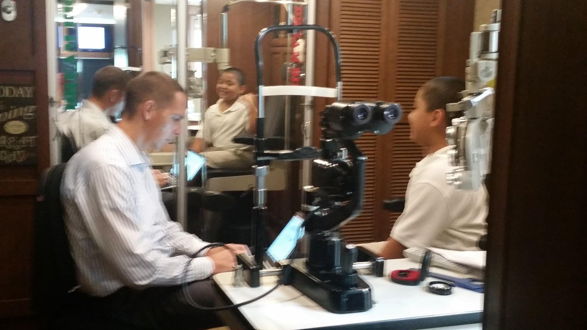 FranklinPark_'s tweet image. Thank you Florida's Vision Quest for providing free vision checks and glasses. #leetweets @FLVisionQuest