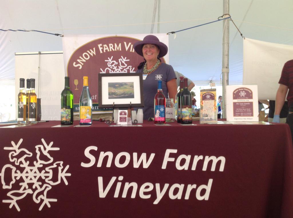 SnowfarmWine's tweet image. #vermontwine event today at knight point st park 4-7 #taste of the islands