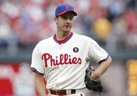 Happy 38th birthday to 2010-11 SP Roy Oswalt. 